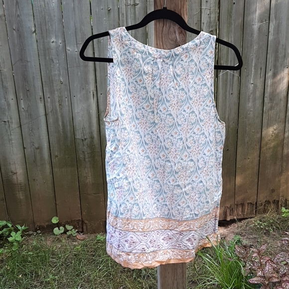 Summer Top - Picture 3 of 3